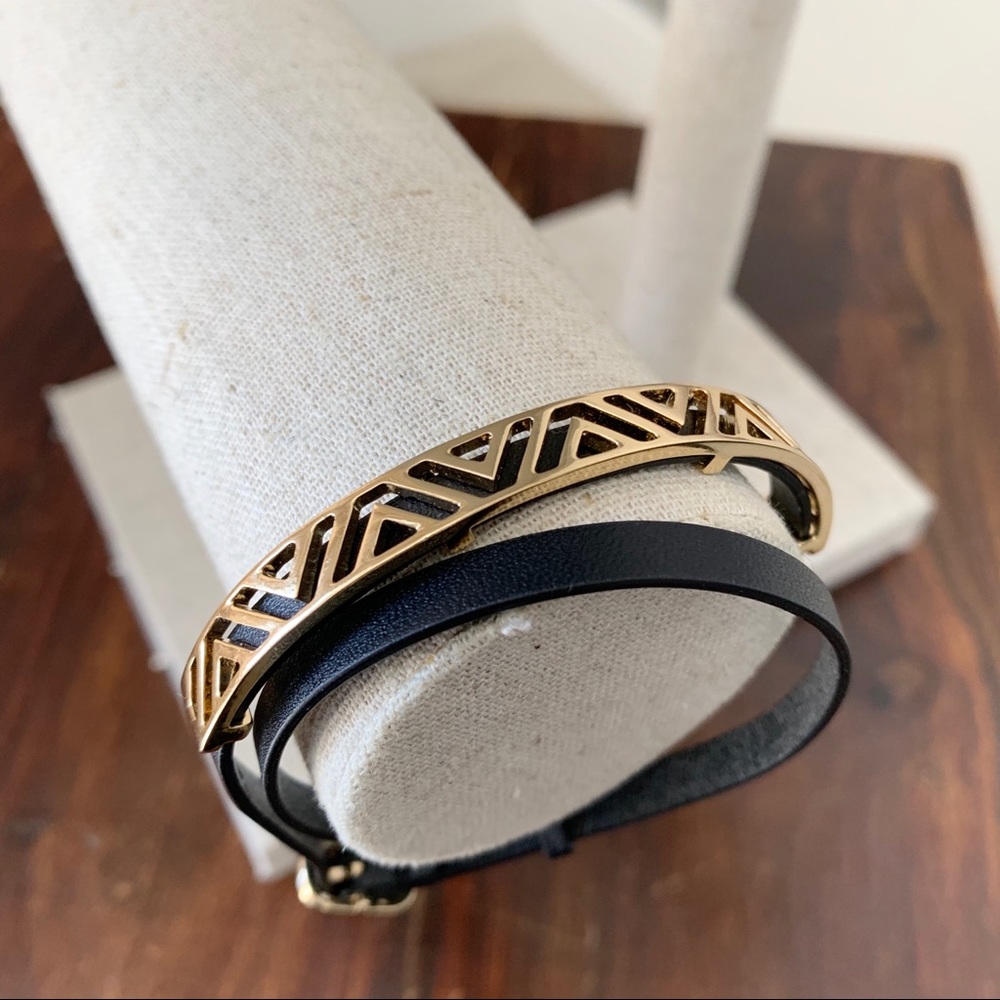 Stella & Dot Ally Gold wrap bracelet - Picture 2 of 7